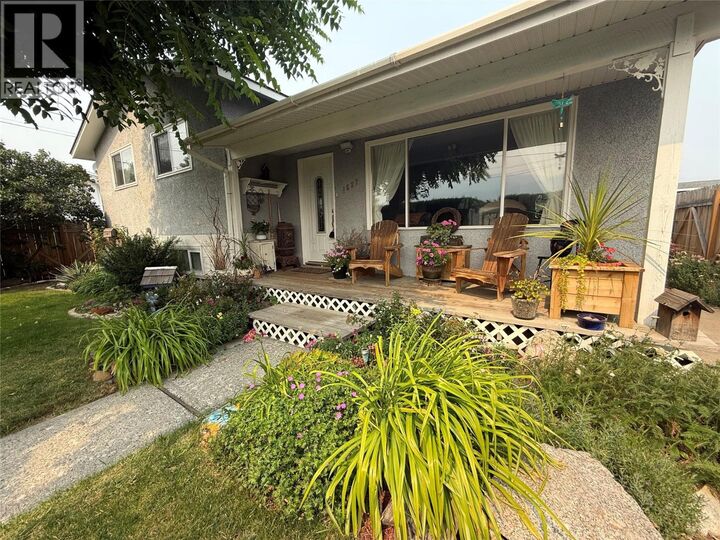 Property Photo: 1687 Canford Avenue BC V1K 1B8