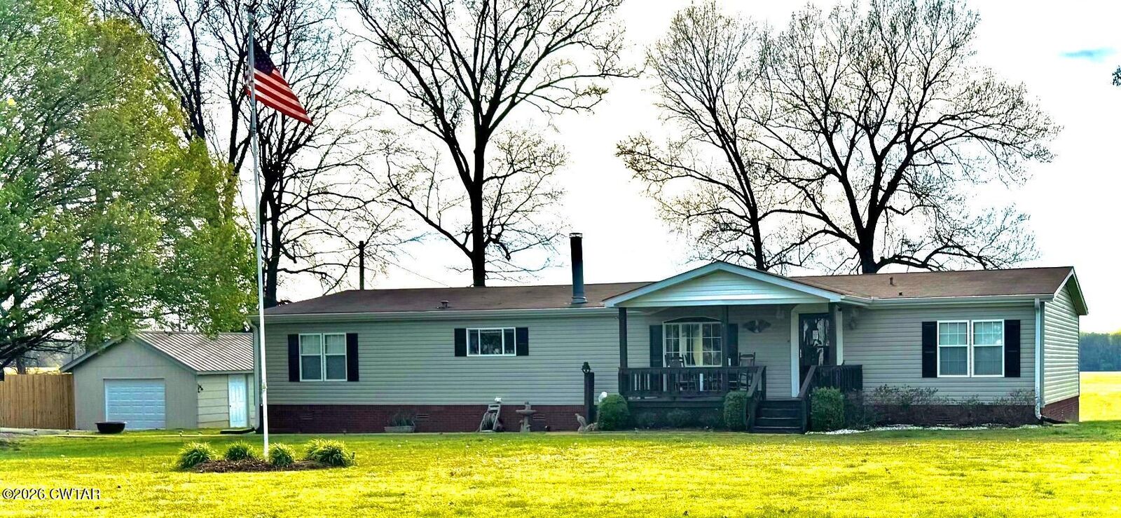 Property Photo: 605 Oak Grove Road TN 38258