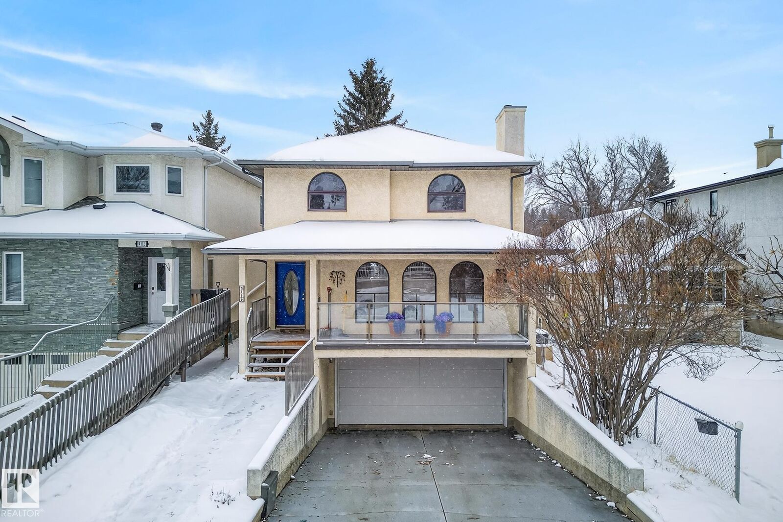 Property Photo:  9115 77 Avenue NW  AB T6C 0M1 
