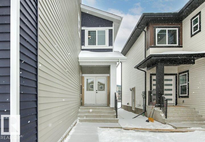 Property Photo: 5018 53 Avenue AB T0C 0V0