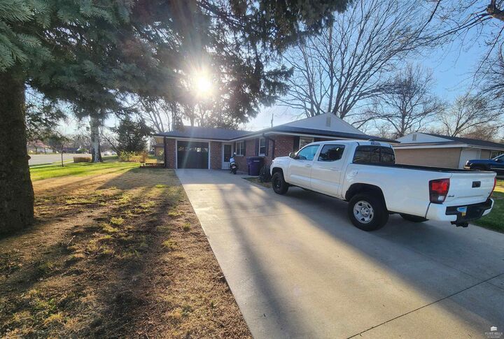 Property Photo:  1912 Browning Avenue  KS 66502 
