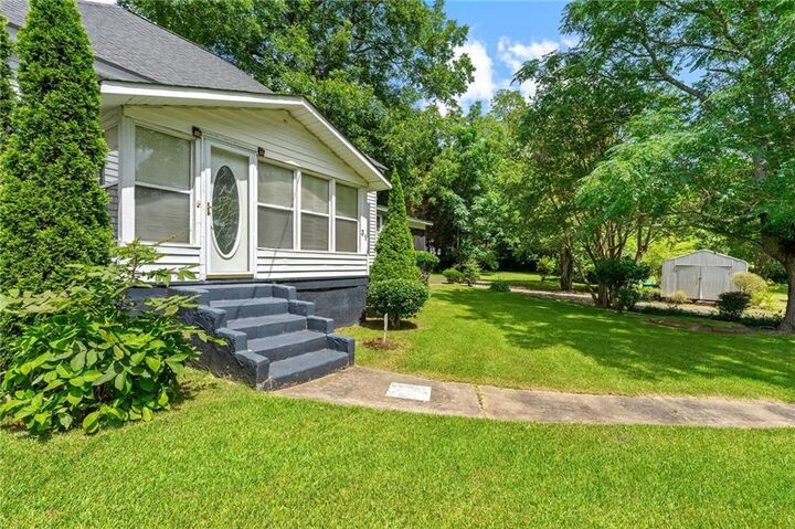 Property Photo:  31 Elm Street  GA 30228 