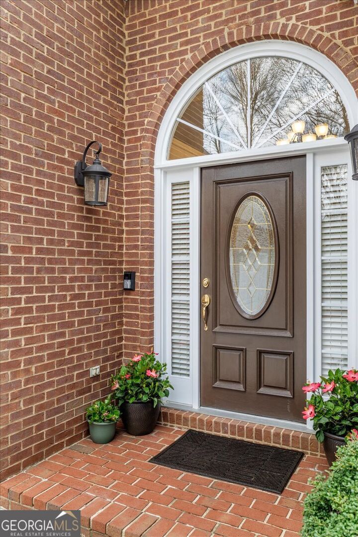 Property Photo:  565 Kings County Court  GA 30004 