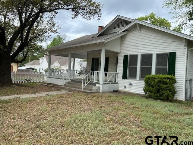 Property Photo:  330 W Kilpatrick  TX 75773 