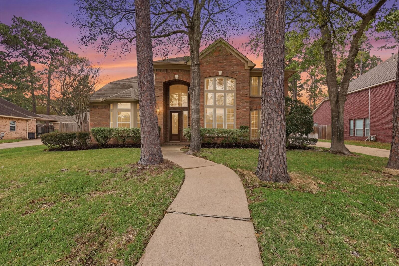 Property Photo: 16215 Lakewood Grove Drive TX 77377