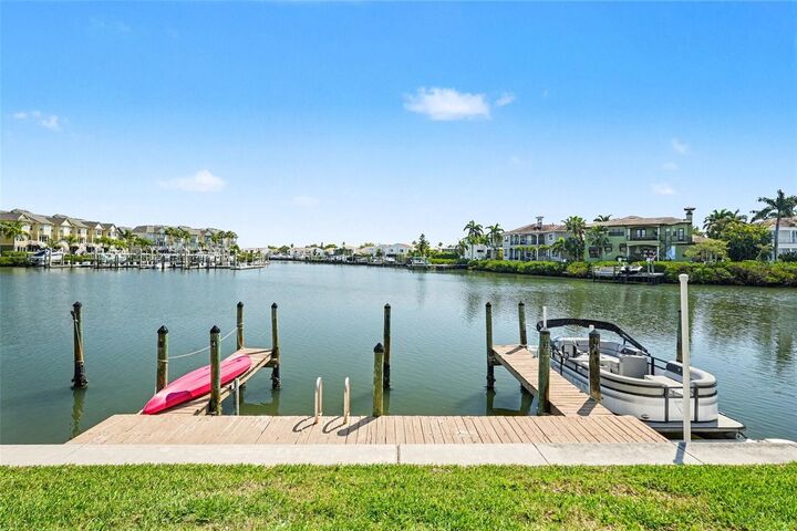 Property Photo: 8828 Bay Pointe Drive 104 FL 33615