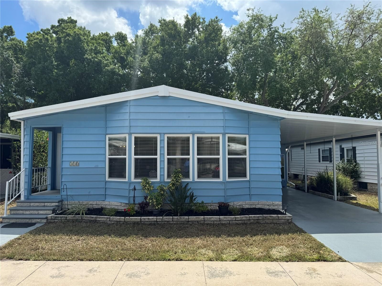 Property Photo:  1001 Starkey Road 310  FL 33771 