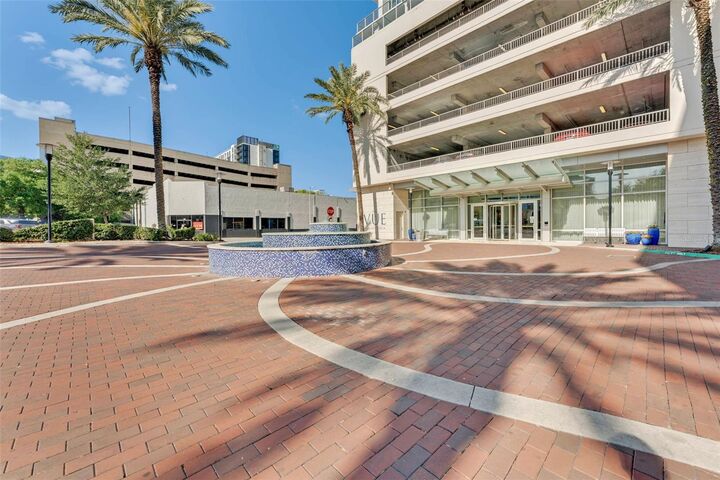 Property Photo:  150 E Robinson Street 2709  FL 32801 