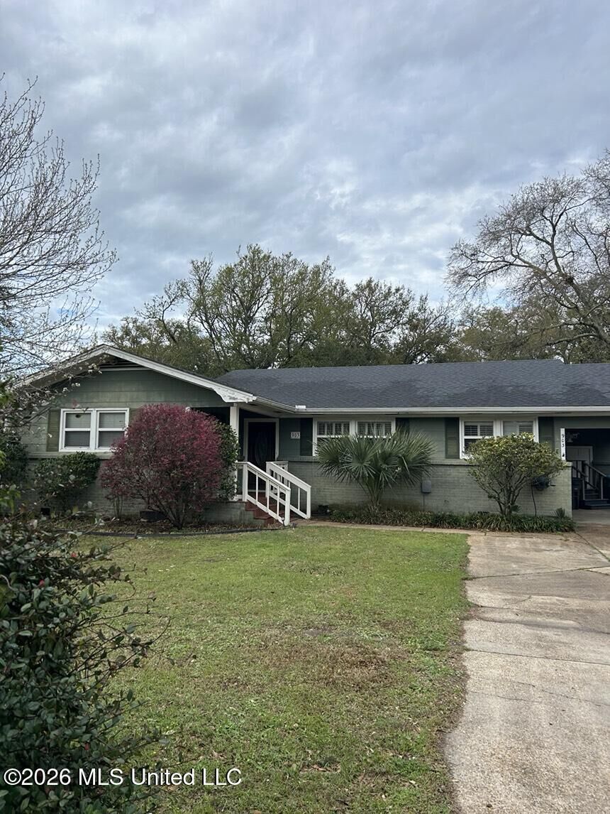Property Photo: 903 Williams Street MS 39567