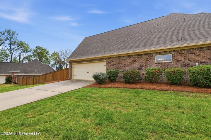 Property Photo: 170 Stillhouse Creek Drive MS 39110