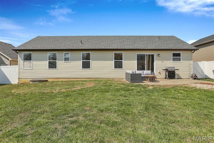 Property Photo:  22 Colonial Creek Court  MO 63385 