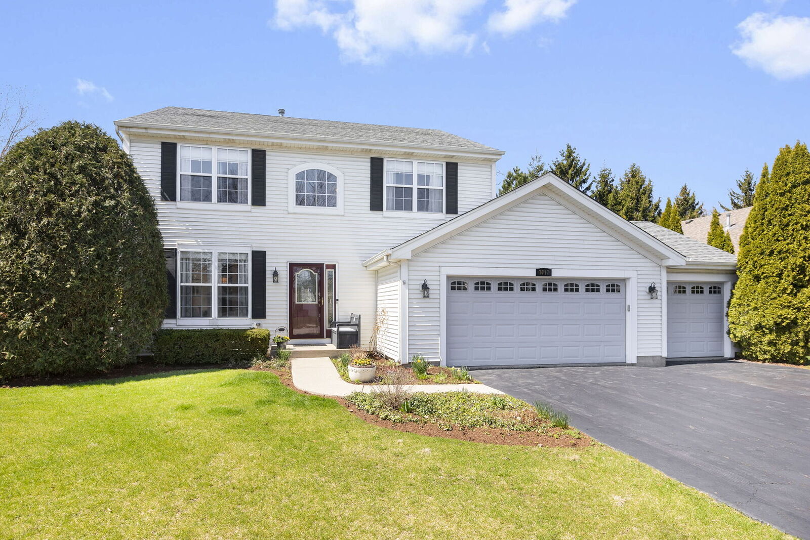 Property Photo:  7017 Nathan Lane  IL 60110 