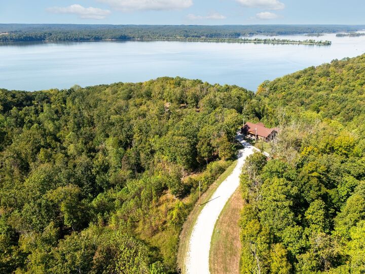 Property Photo:  27 Vista Ridge Dr  TN 37175 