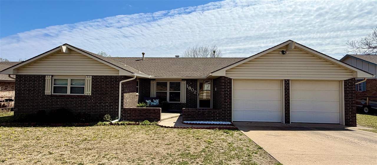 Property Photo: 1802 Princeton OK 74604