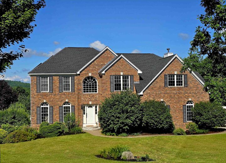 Property Photo:  115 Roosevelt Road  NH 03281 