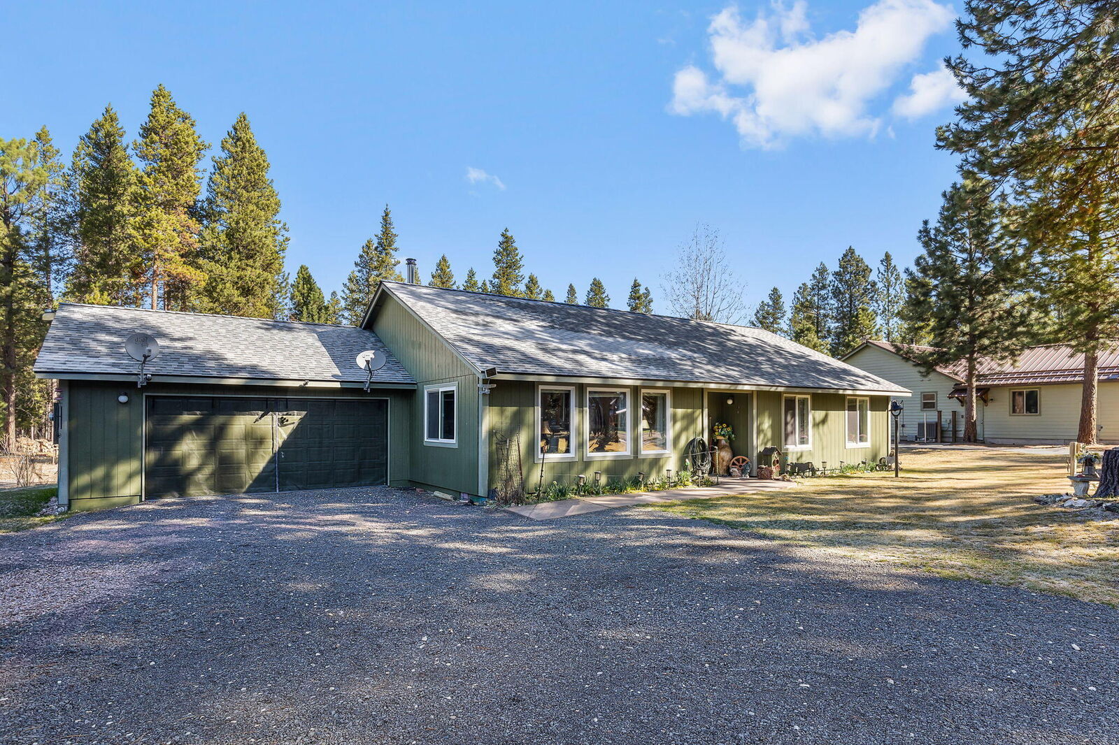 Property Photo:  2057 Checkrein Lane  OR 97739 