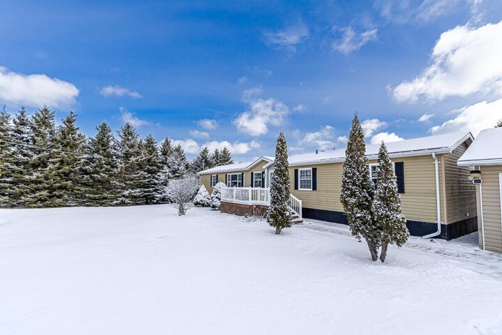 Property Photo:  1822 Rustico Road  PE C1E 0Y2 