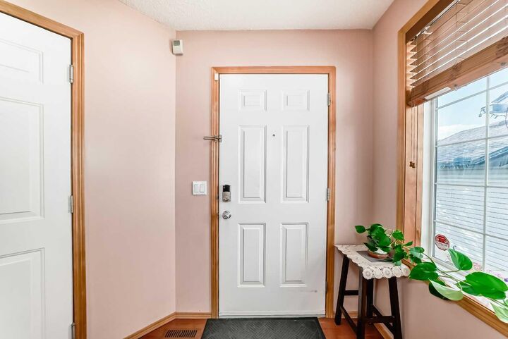 Property Photo: 16062 Everstone Road SW AB T2Y 4J7