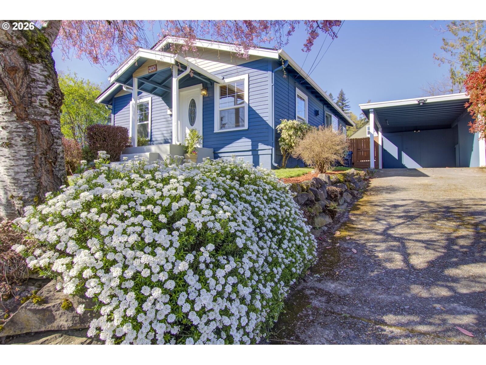 Property Photo: 433 NW 16th Ave WA 98607