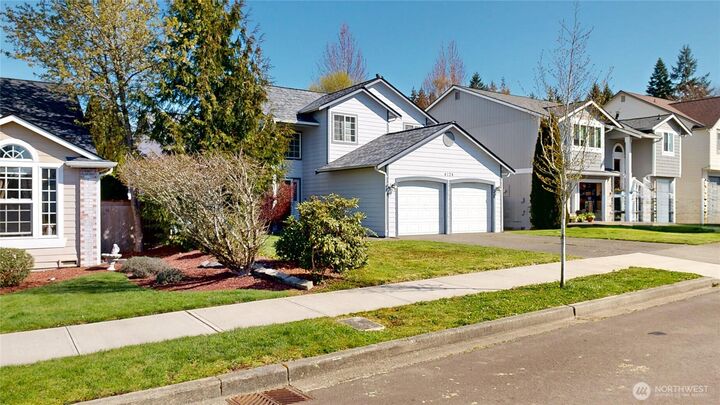 Property Photo:  4124  Kapalea Way SE  WA 98503 