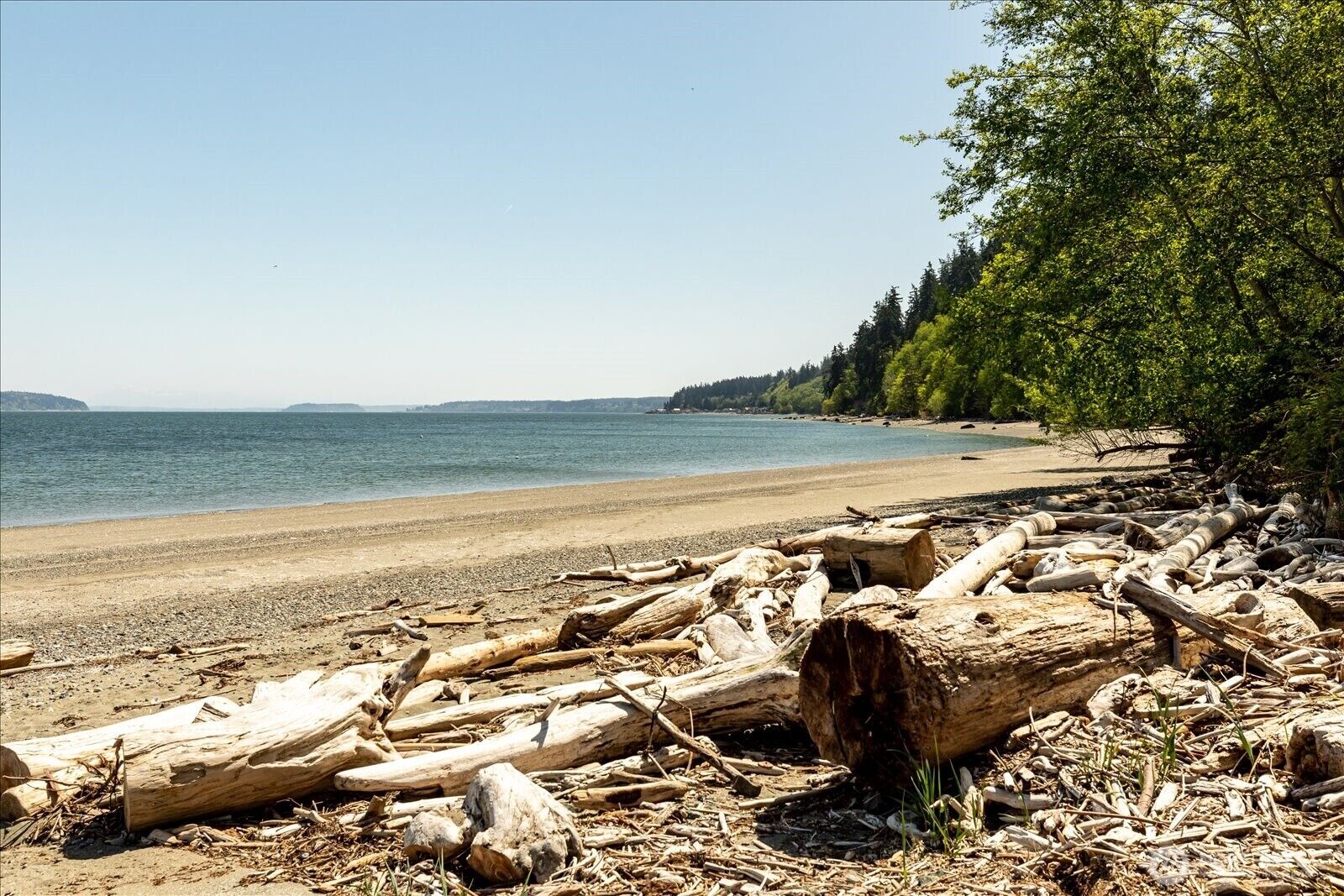 Property Photo:  2185  Eastpoint Drive  WA 98260 