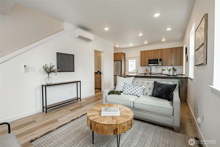 Property Photo:  212 E Front Street  WA 98264 