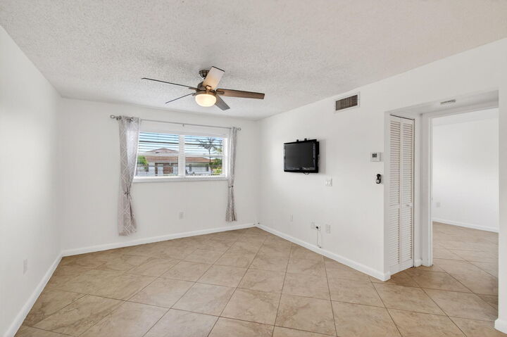 Property Photo:  600 SW 2nd Avenue 240  FL 33432 