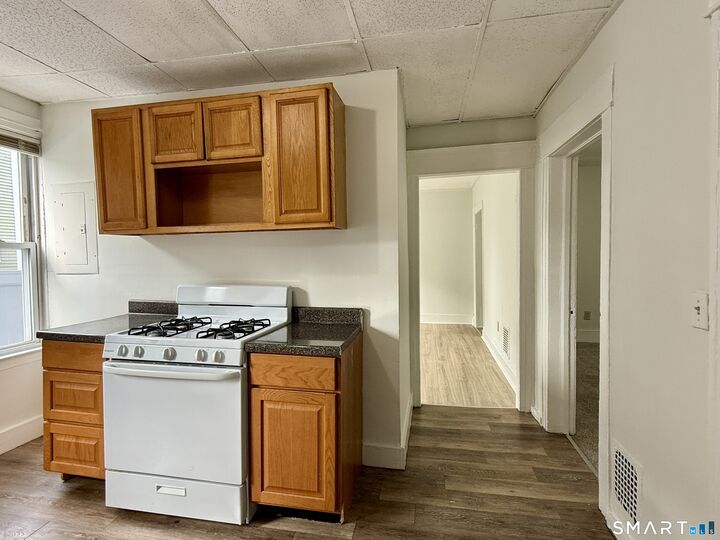 Property Photo:  585 Winchester Avenue #1  CT 06511 