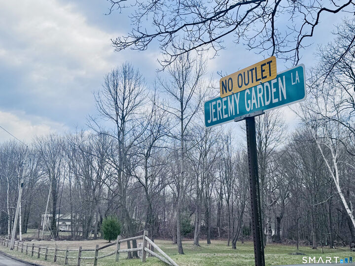 Property Photo: 18 Jeremy Garden Lane CT 06525