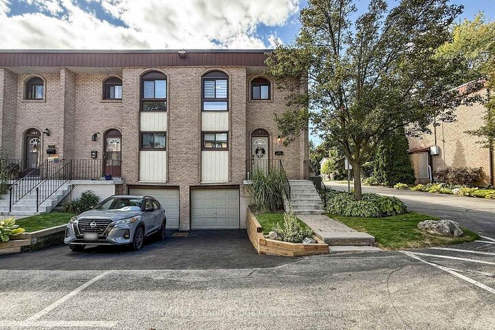 Property Photo:  589 Francis Road E  ON L7T 3X6 