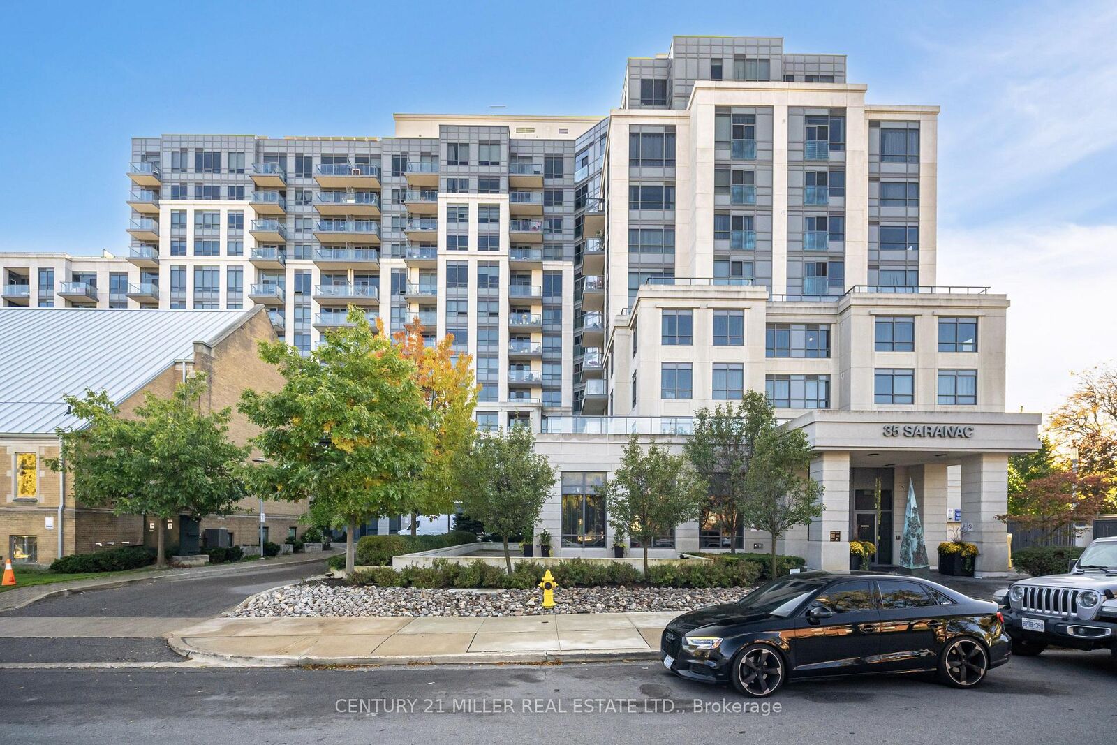 Property Photo:  35 Saranac Boulevard Ph08  ON M6A 2G4 