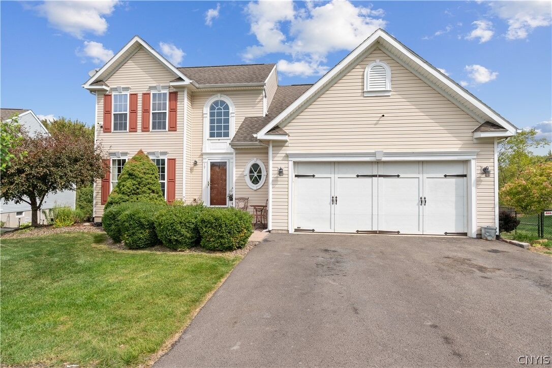 Property Photo:  19 Cross Country Drive  NY 13027 