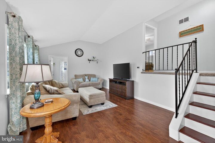 Property Photo: 64 W Stephen Drive DE 19713