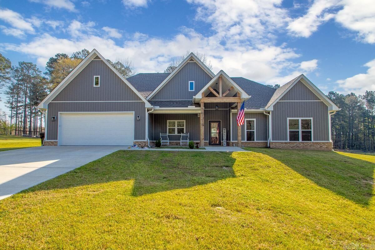 Property Photo: 413 Lewallen Road AR 72015
