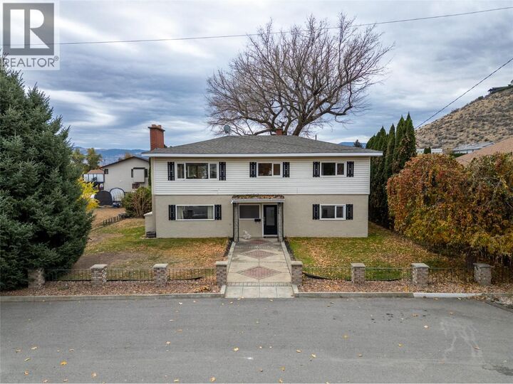 725 Yates Road — photo 1