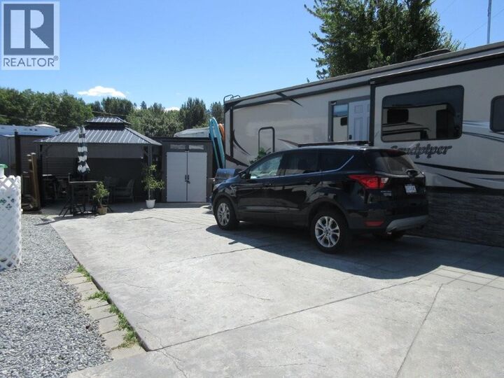 Photo de la propriété:  415 Commonwealth Road 386  BC V4V 1P4 