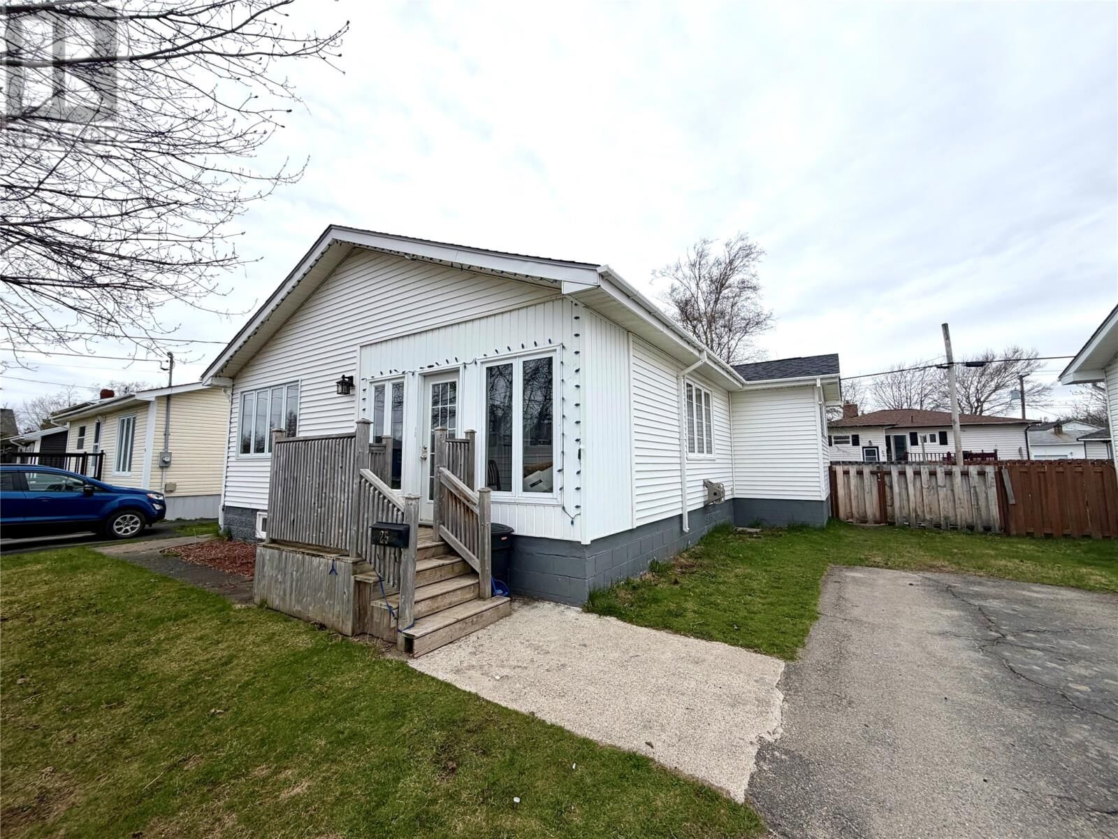 Property Photo:  25 St Stephens Street  NL A2N 1L5 