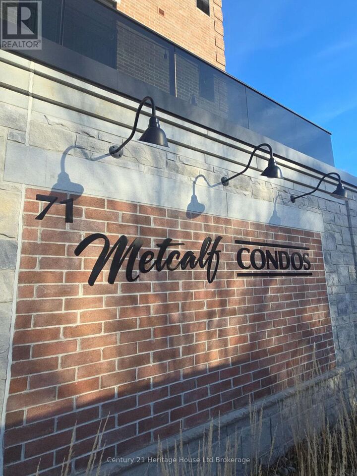 Property Photo:  71 Metcalf Street 204  ON N4S 3E9 