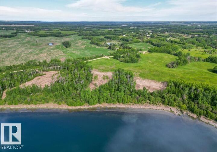 Property Photo: 1, 52313 Twp Rd 24 AB T0E 0H0