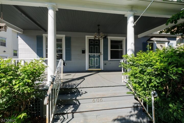Property Photo: 606 N Washington Ave NJ 08812