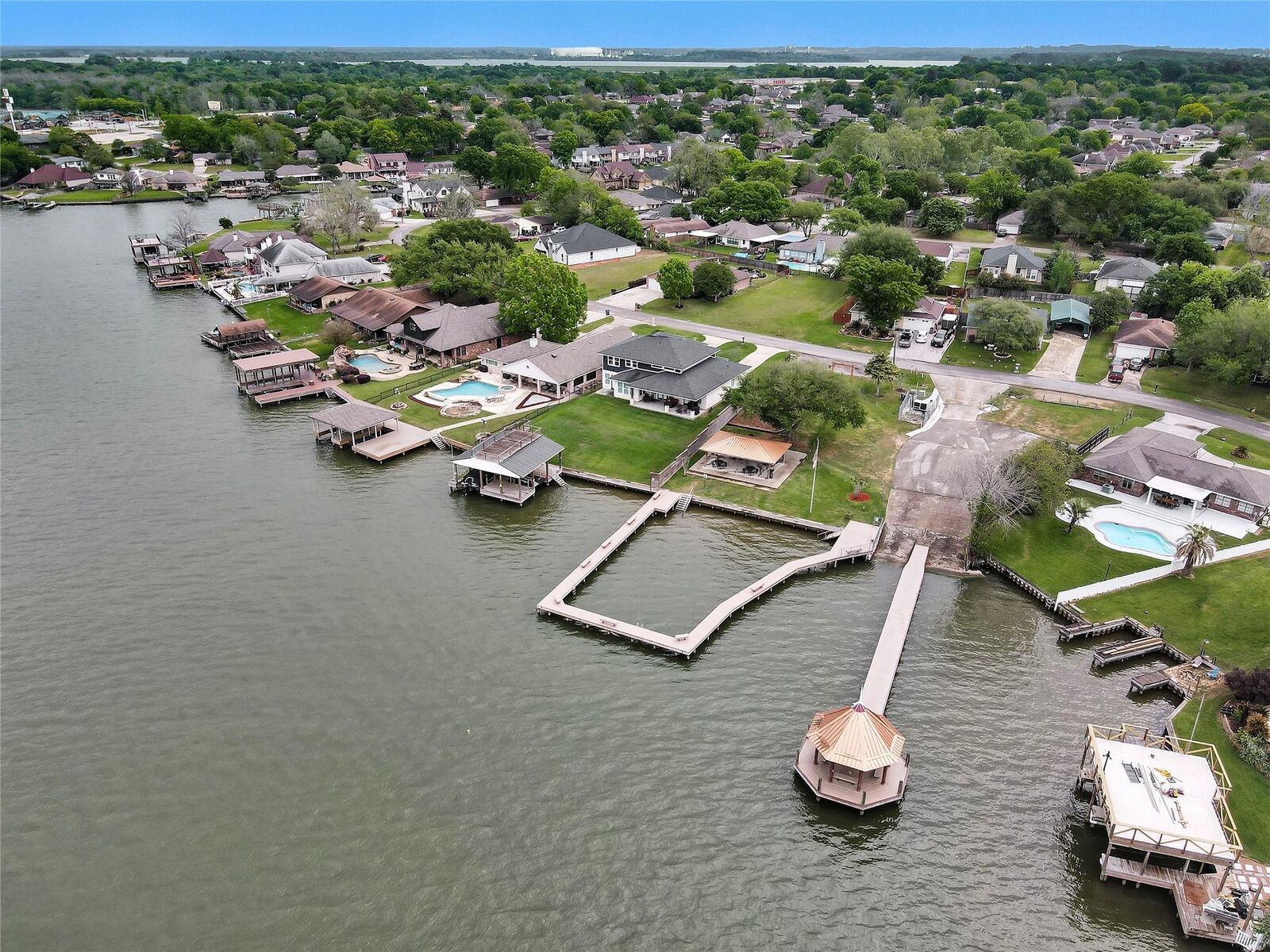 Property Photo:  13413 Bunker Hill Drive  TX 77318 