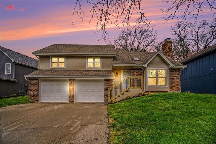 Property Photo:  6510 NW Mil Mar Drive  MO 64151 