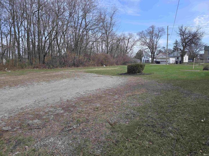 Property Photo: 2231 Gay Street IN 46803