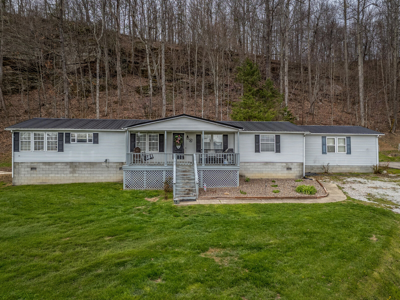 Property Photo: 337 Aberdeen Lane KY 40313