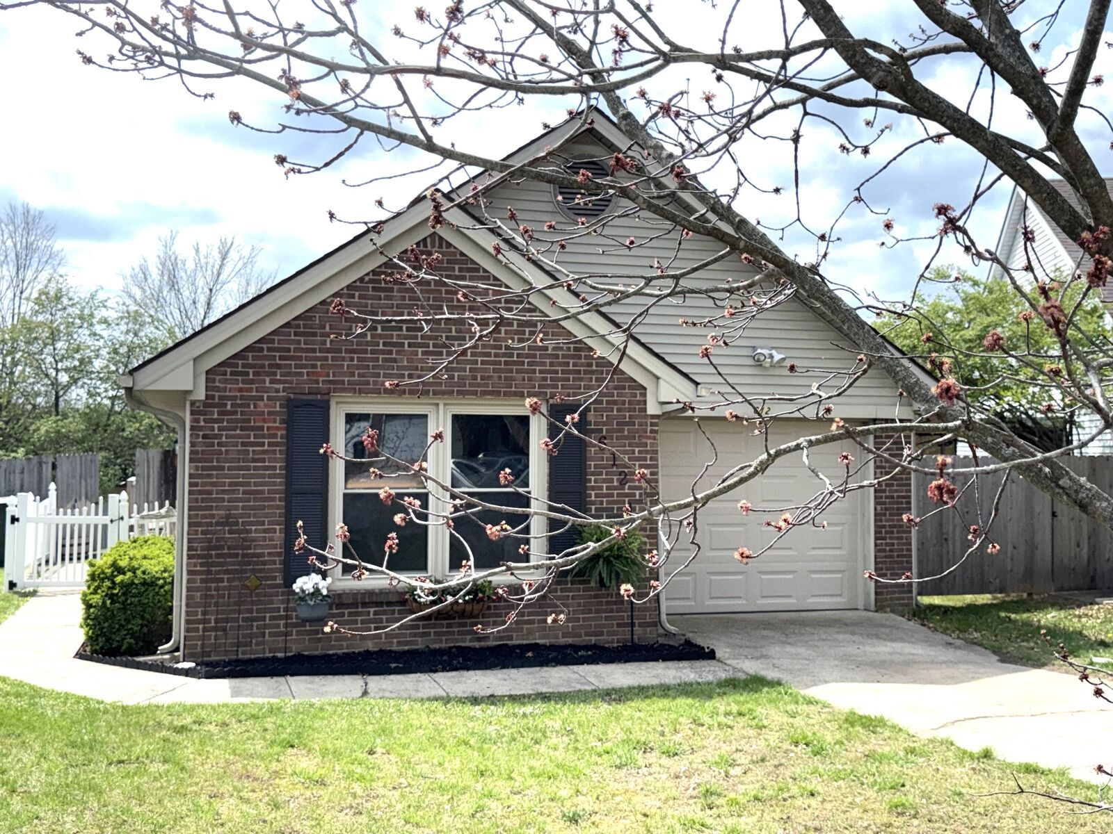 Property Photo:  612 Attingham Court  KY 40517 