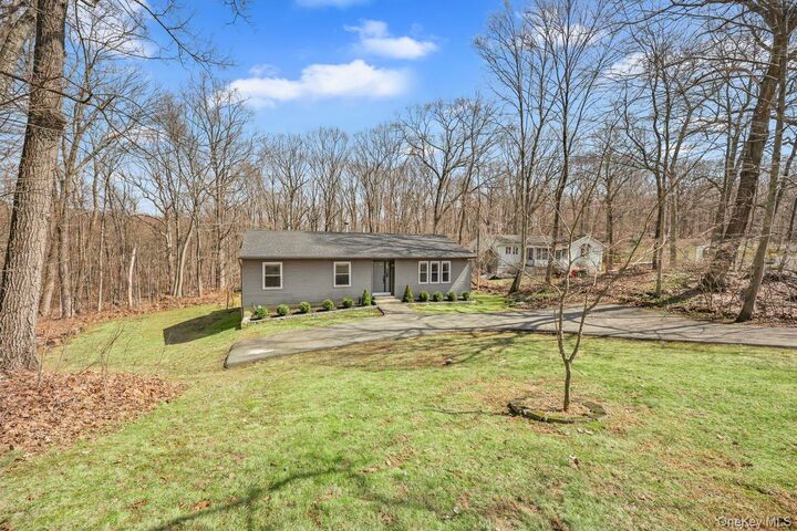 Property Photo:  158 Kent Shore Drive  NY 10512 