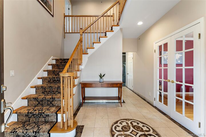 Property Photo:  20 Mendham Avenue  NY 10706 