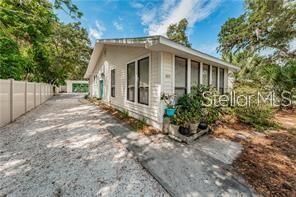 Property Photo: 525 Bay Street FL 34698
