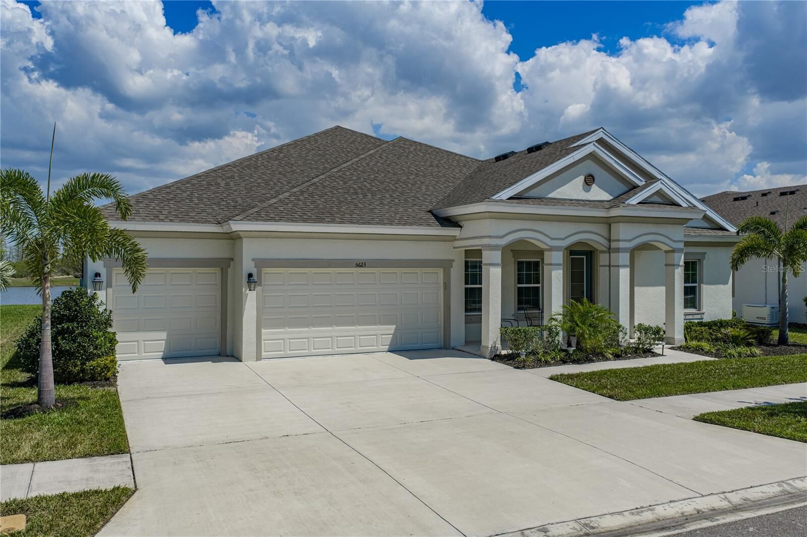 Property Photo:  5623 Wayfarer Avenue  FL 33572 