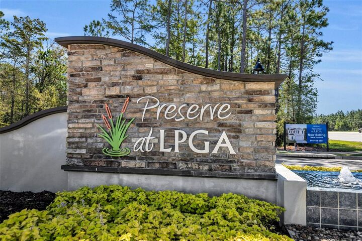 Property Photo:  1156 Sand Trap Court  FL 32124 